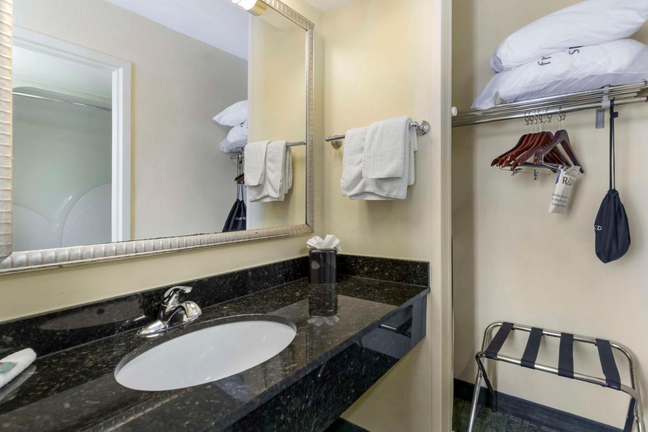 Best Western Mcallen Medical Center Eksteriør bilde